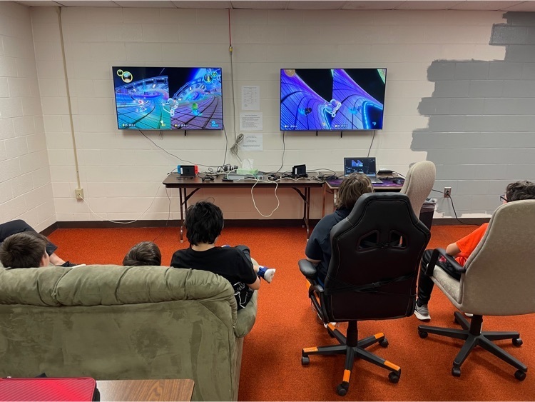 Mario Kart players competing against Platteview, NE.